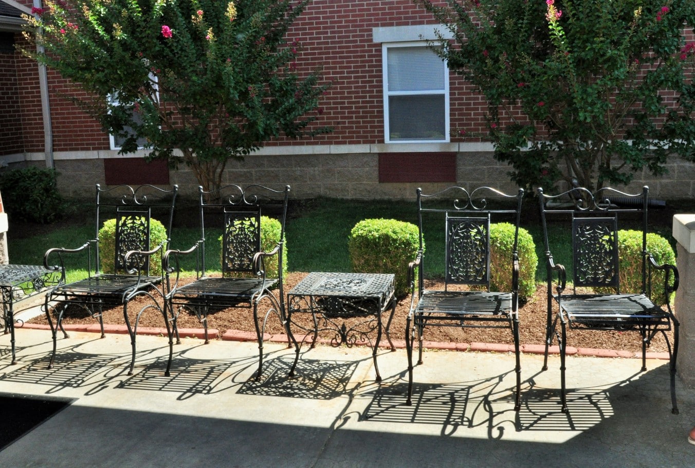 WARM OUTDOOR SEATING